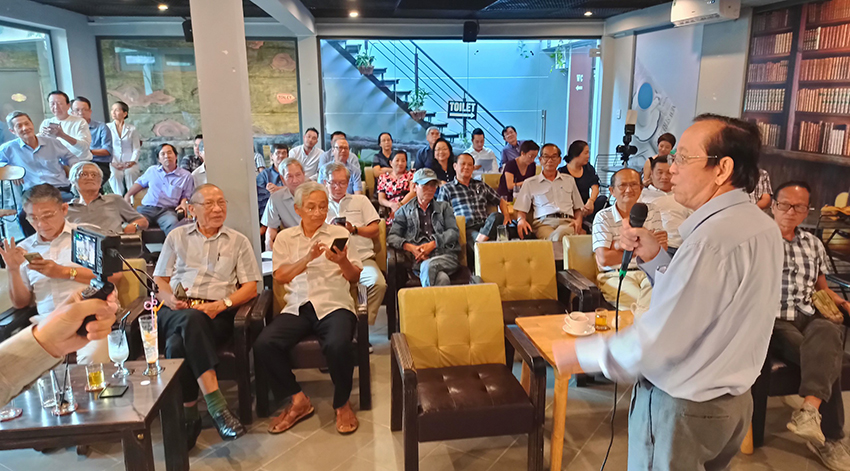 Chi hội NSVN Thành phố Cần Thơ gặp mặt mừng ngày Âm nhạc Việt Nam (Ảnh: Thế Long)